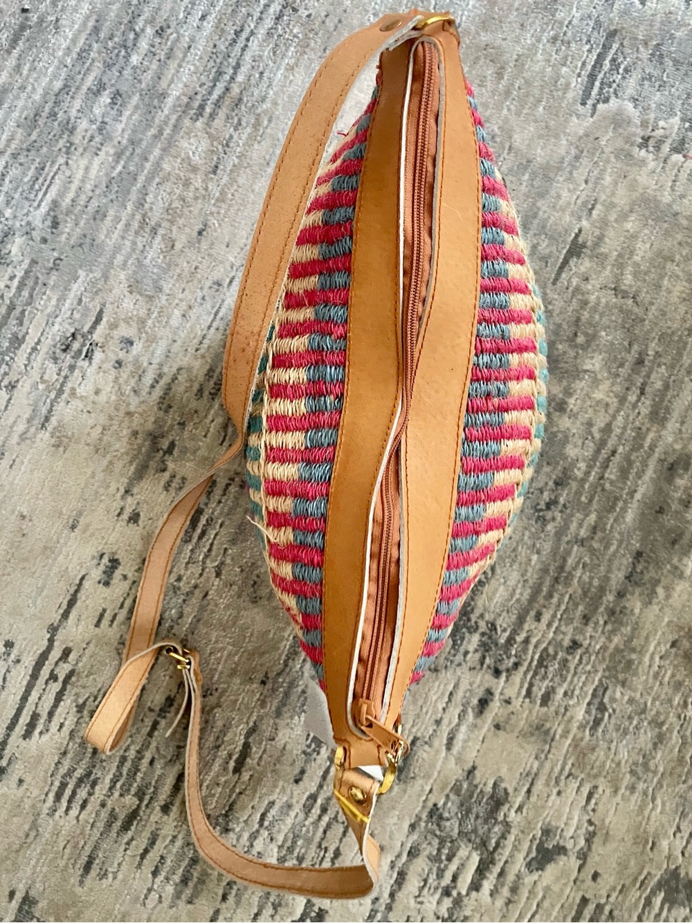 NWT- Capelli Multicolor Woven Straw Shoulder Bag with Tan Strap - Picture 4 of 12